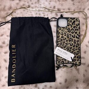 Sold out BNWT Leopard iPhone 14 Plus with pocket - gorgeous chain.